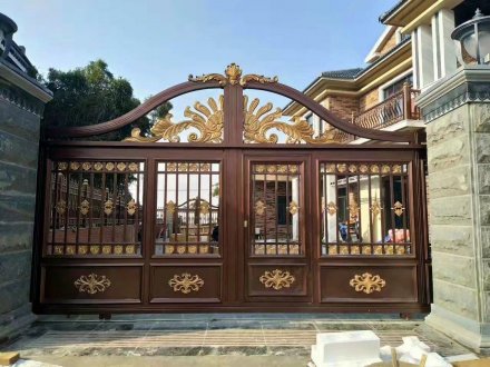 別墅大門(mén)有哪些材質(zhì)你所不知道的新“花樣”